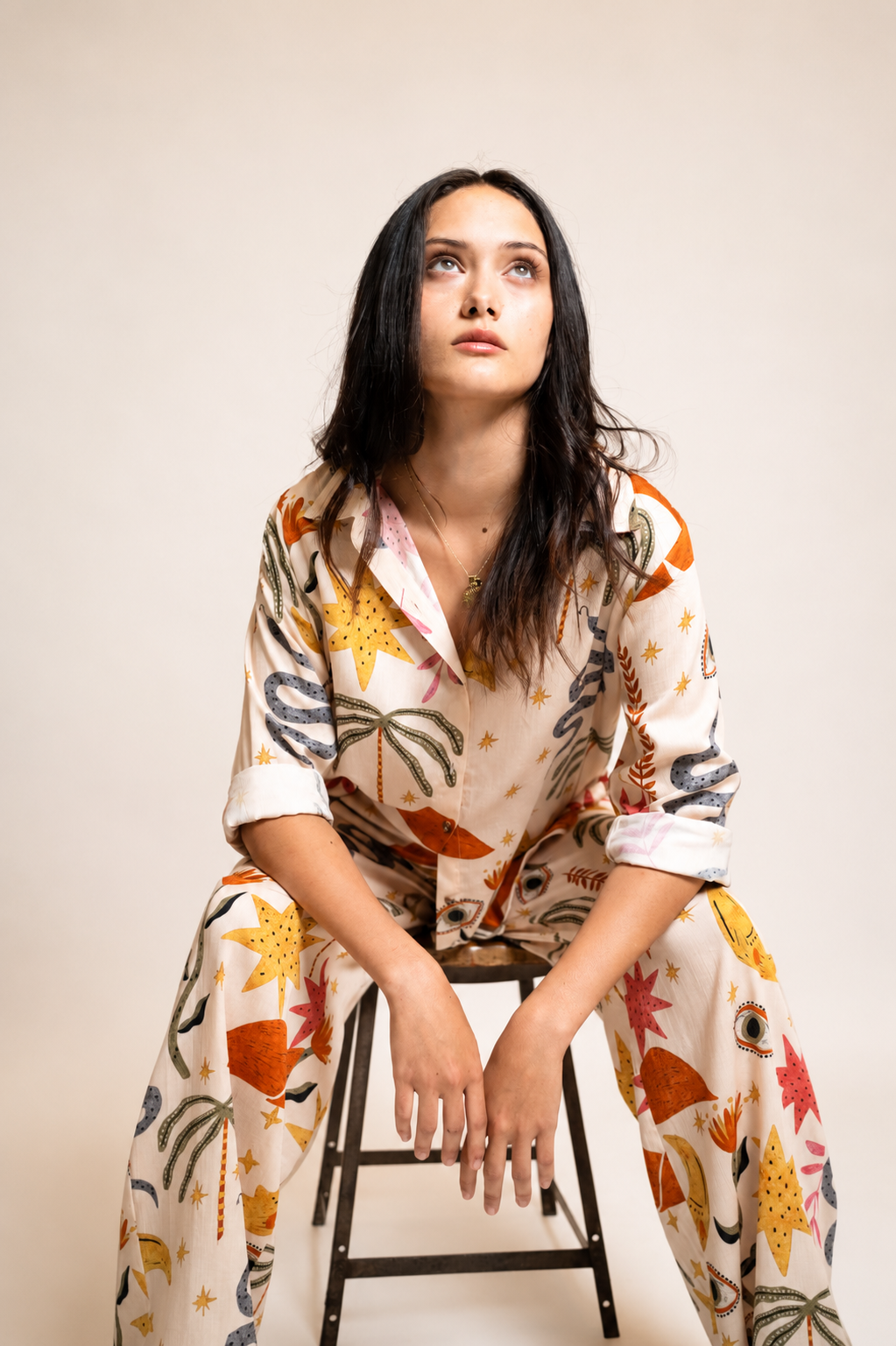 Amuleto Shirt